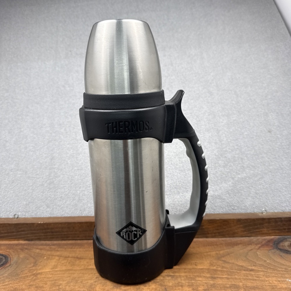 The Rock Thermax 18/8 Stainless Steel Vacuum Bottle 1.1 Qt 24Hr Hot/Cold Thermos